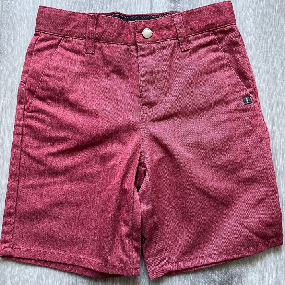 Volcom boys shorts size 6